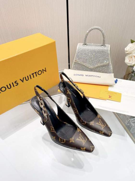 Picture of Louis Vuitton Shoes _SKULVsz35-41913590.5cmmnf0371